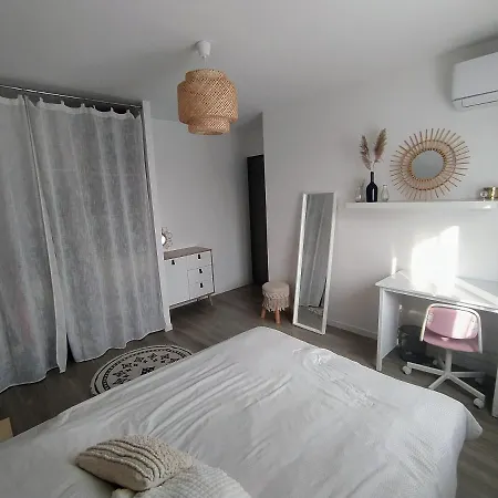 Logement 3 Chambres/terrasse A Appartement