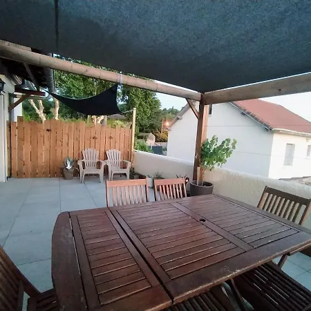 Logement 3 Chambres/terrasse A *